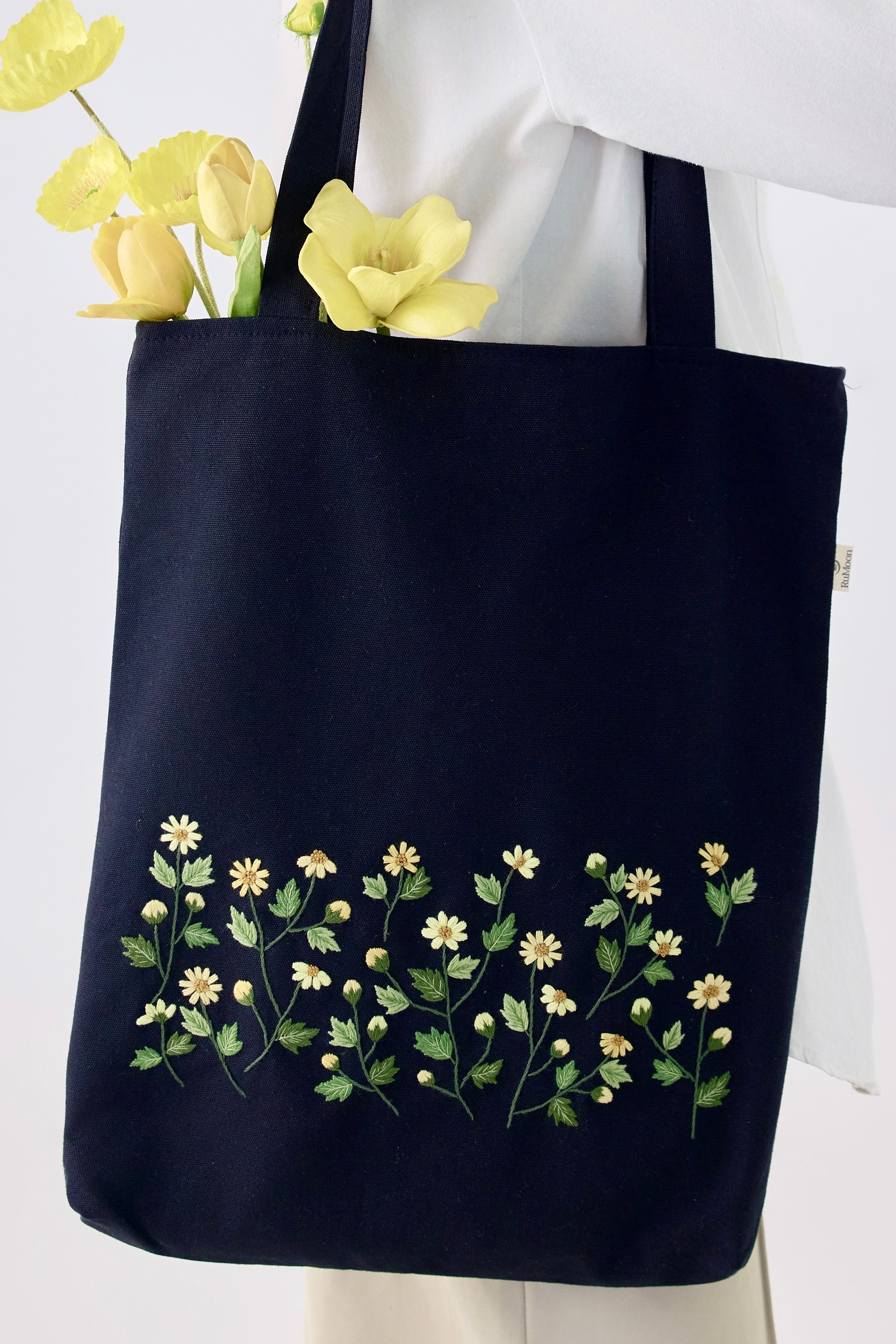 Mountain Flower Field Embroidery Tote Bag Black