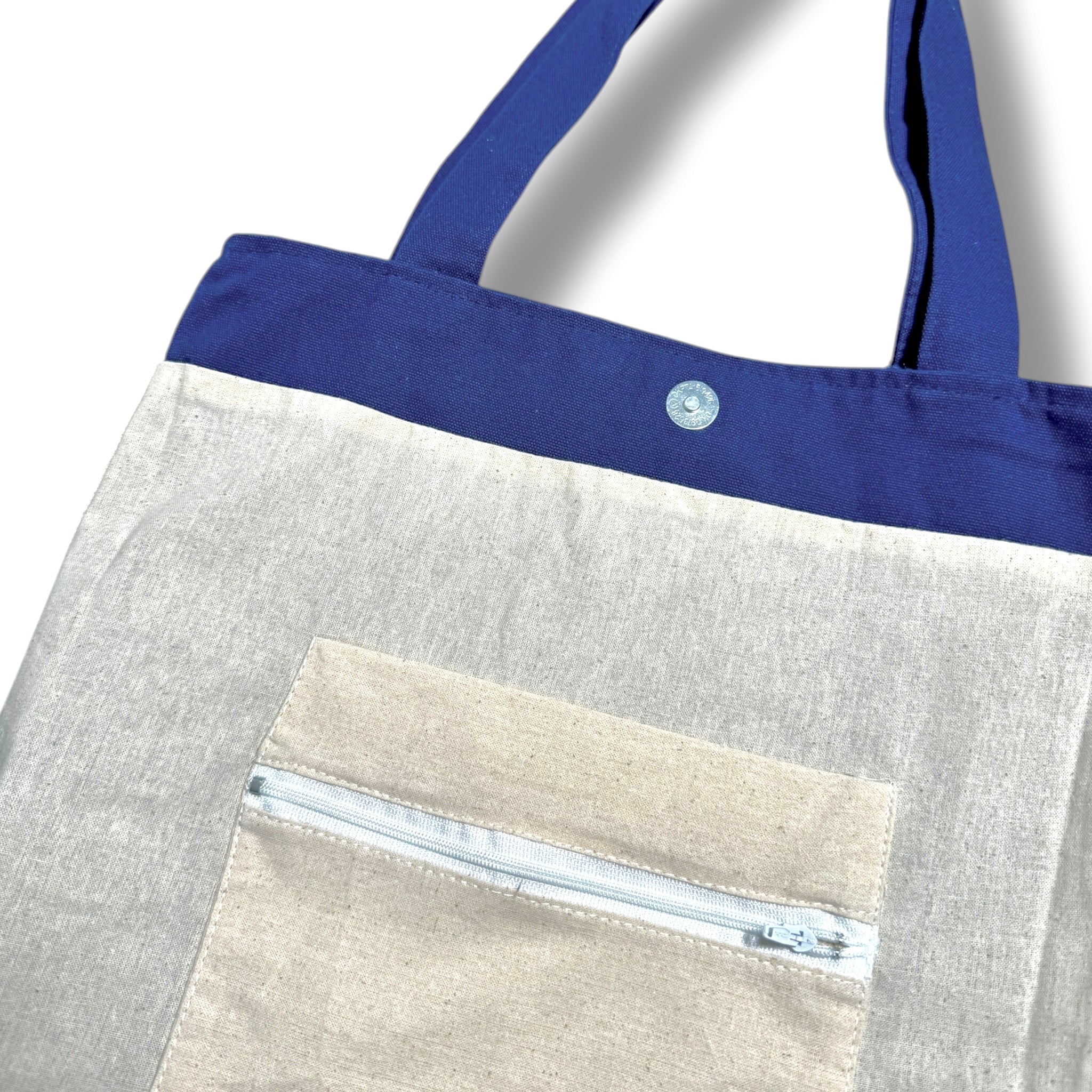 Daisy Pocket Embroidery Tote Bag Navy