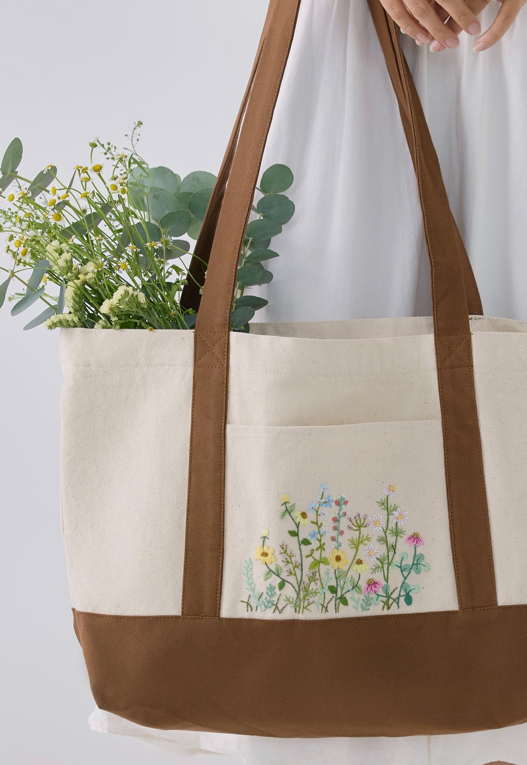 Brown Floral Middle Pocket Embroidery Tote Bag