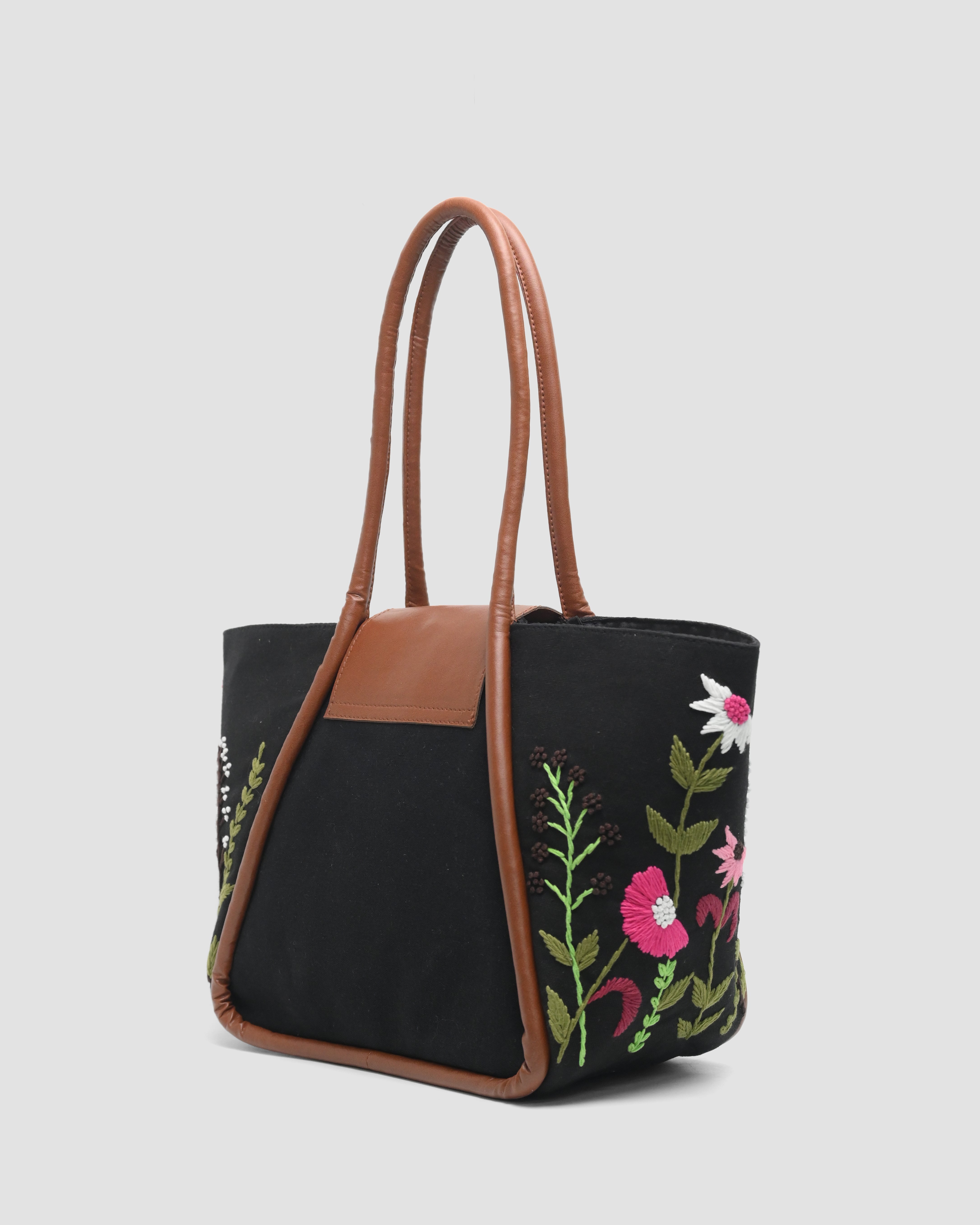 Stichel Alizeh Embroidery Bag Black