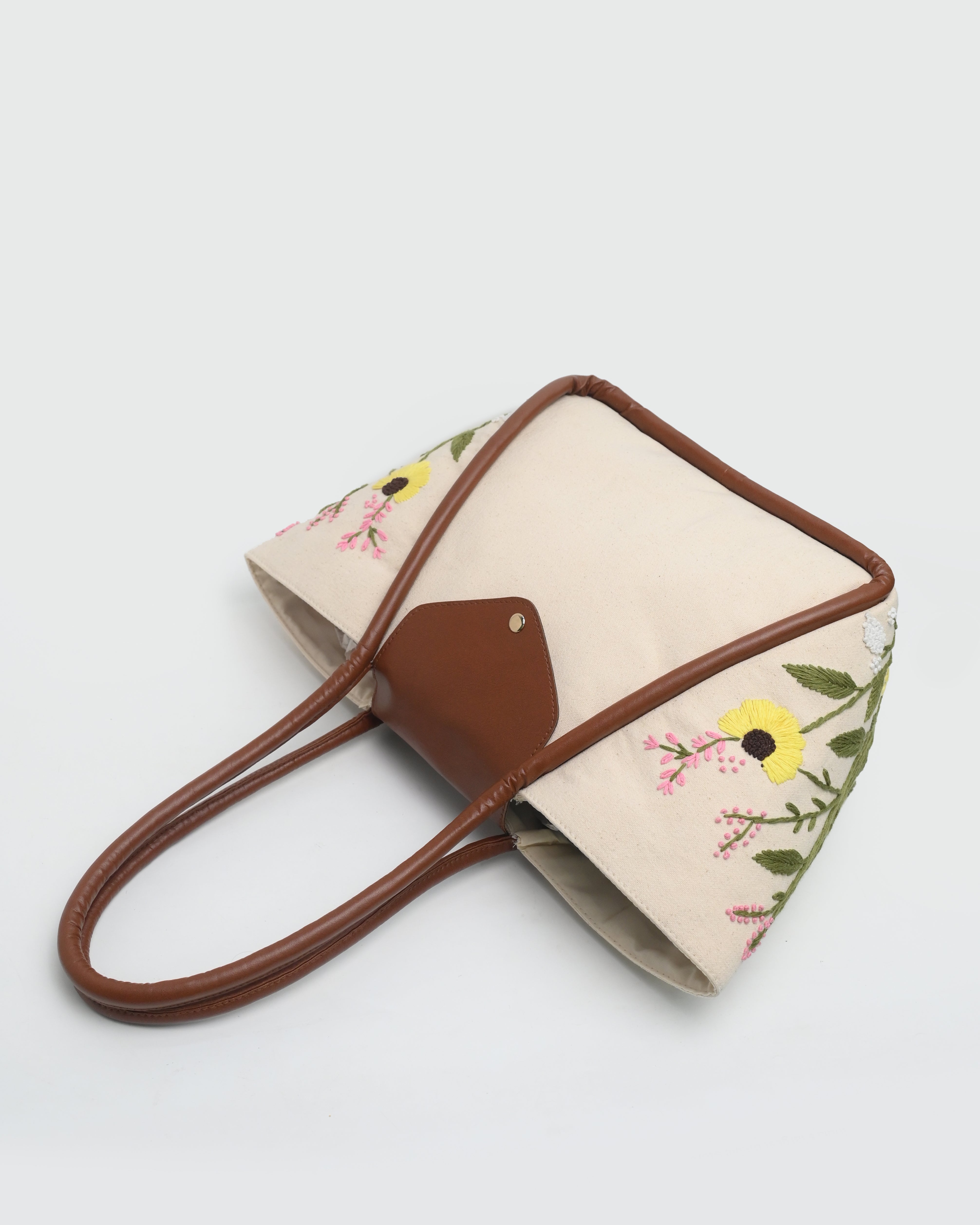 Stichel Alizeh Embroidery Bag-Beige